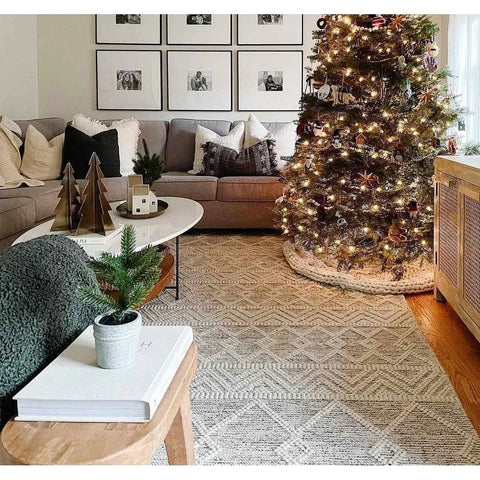 Hand-Woven Wool Blend Area Rug (9' x 12') | Grey & Ivory Geometric